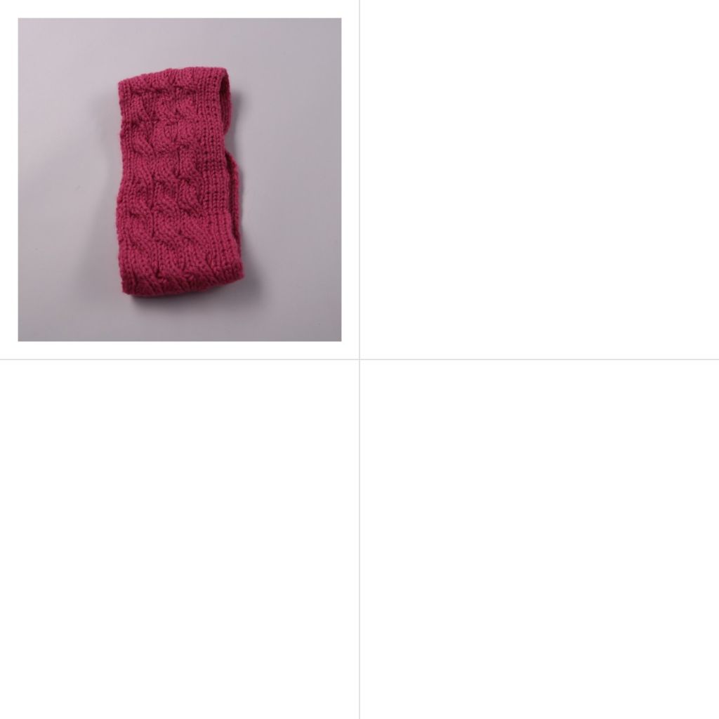 251208099-b