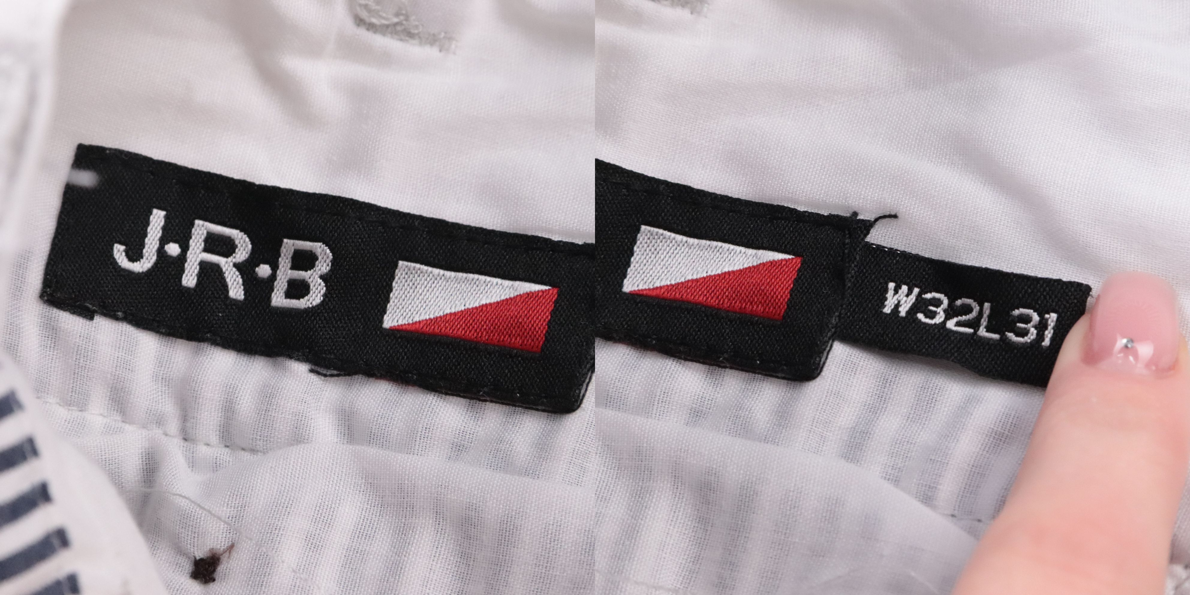 250119023-b