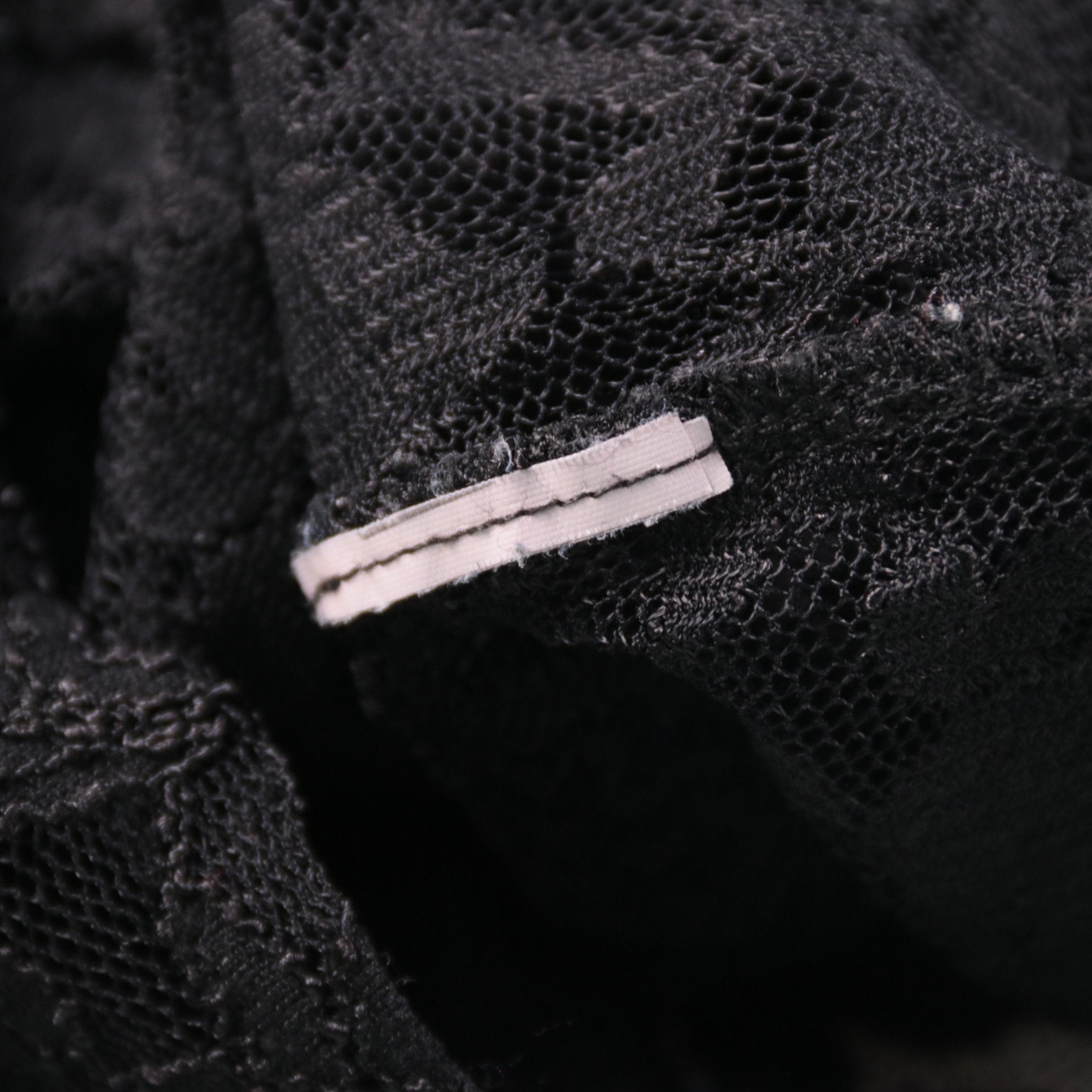 250131668-b