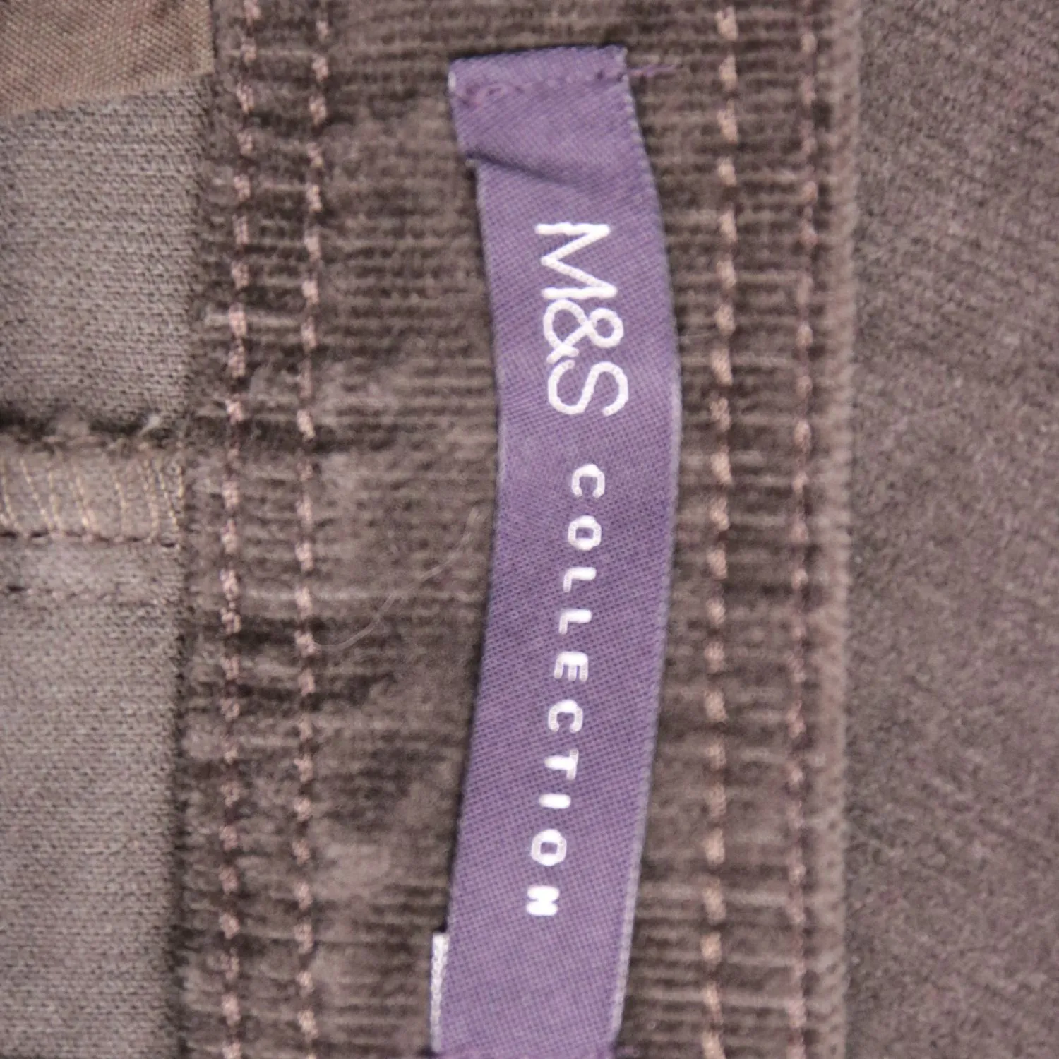 Коричневая юбка M&S Collection из вельвета на пуговицах, размер 42 (S)