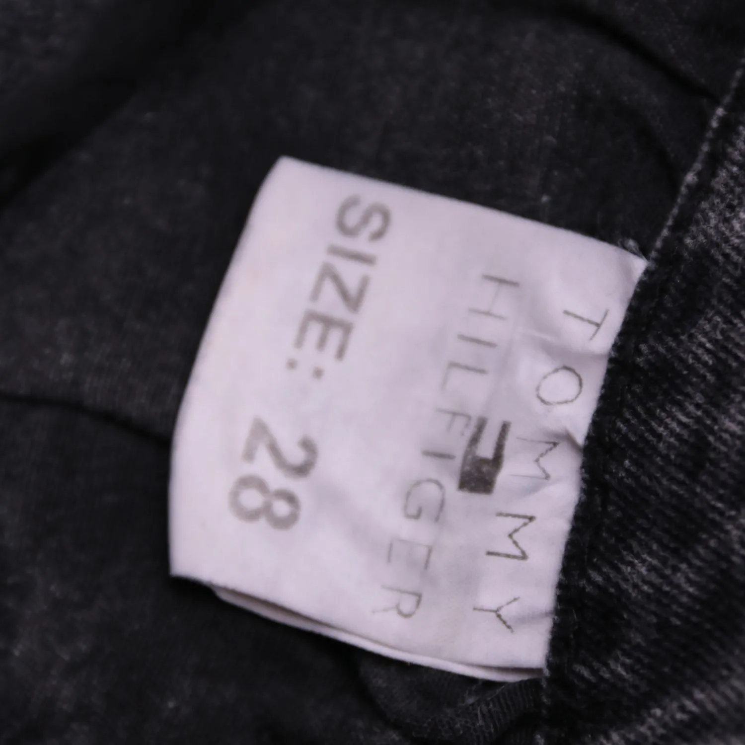 Серые джинсы Tommy Hilfiger узкого кроя, размер 44 (XS/S)