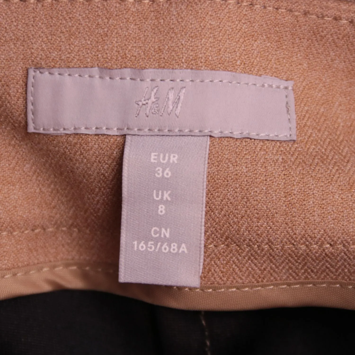 Коричневая юбка-карандаш H&M с поясом, размер 42 (S)