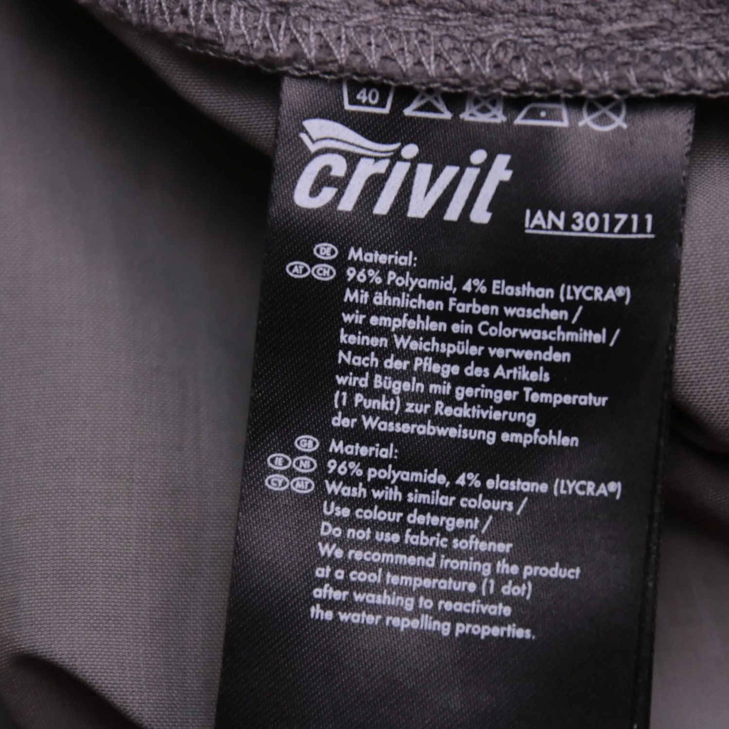 Серые брюки Crivit с карманами на молниях, размер 60 (5XL)