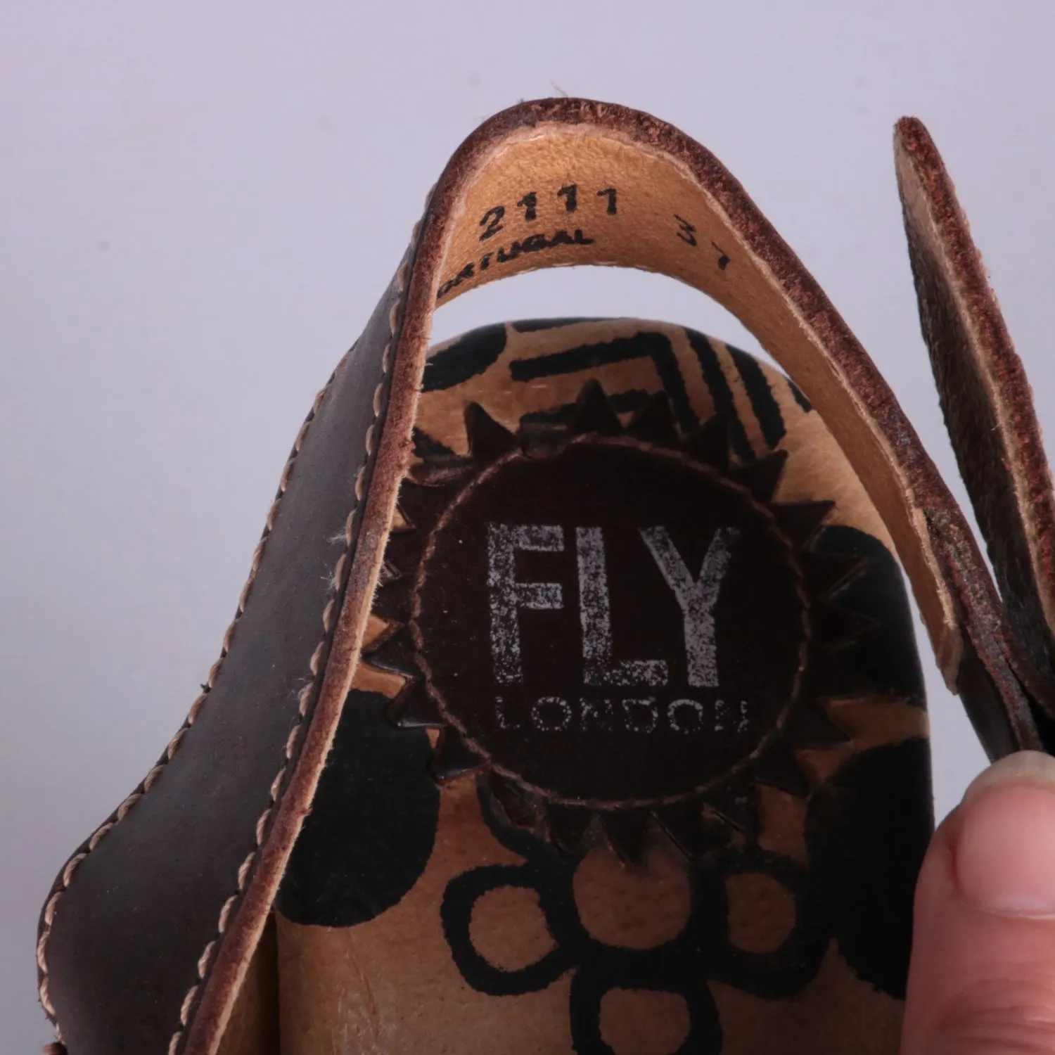 босоножки Fly London