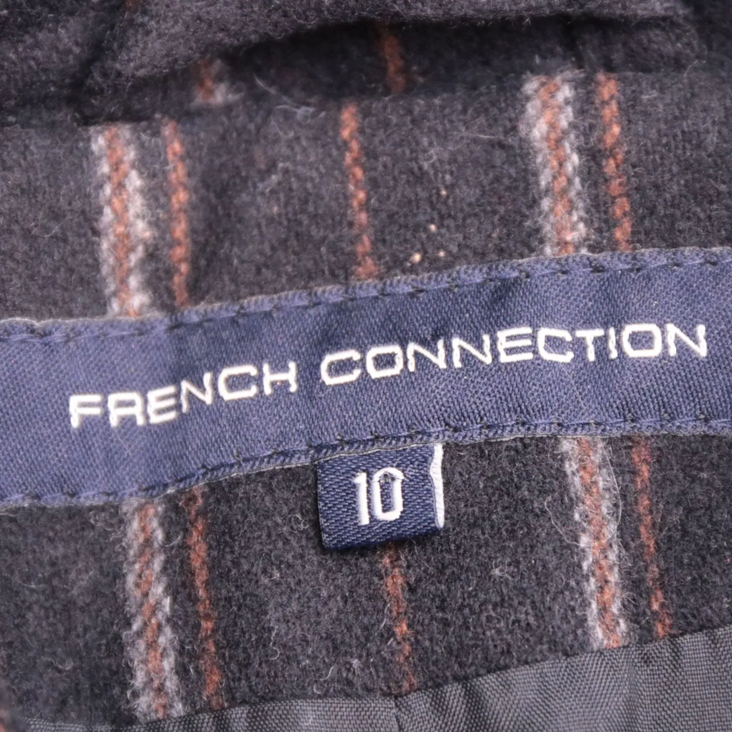 Чёрный пиджак French Connection в полоску, размер 44 (S/M)
