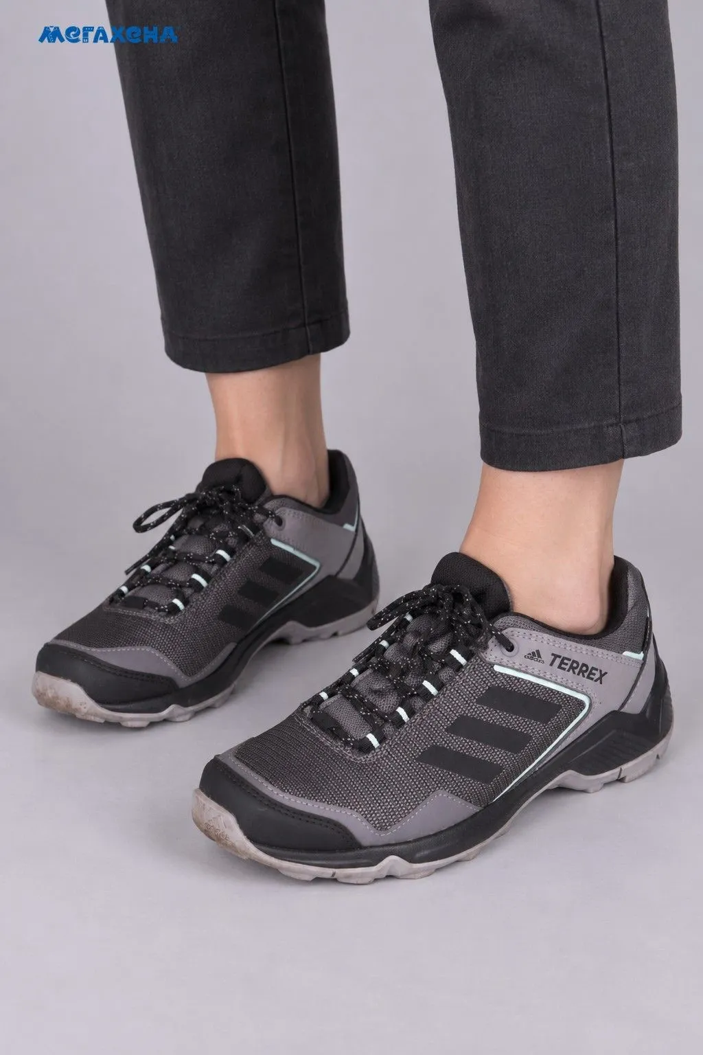 кроссовки Adidas