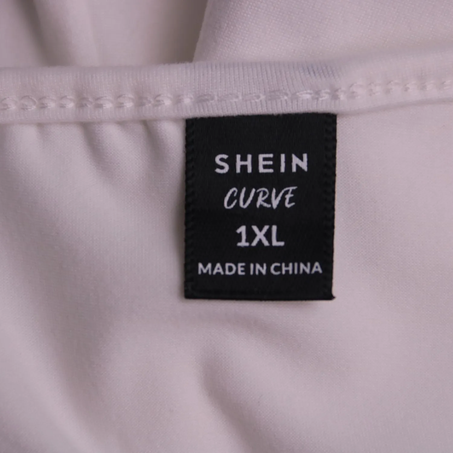 майка SHEIN