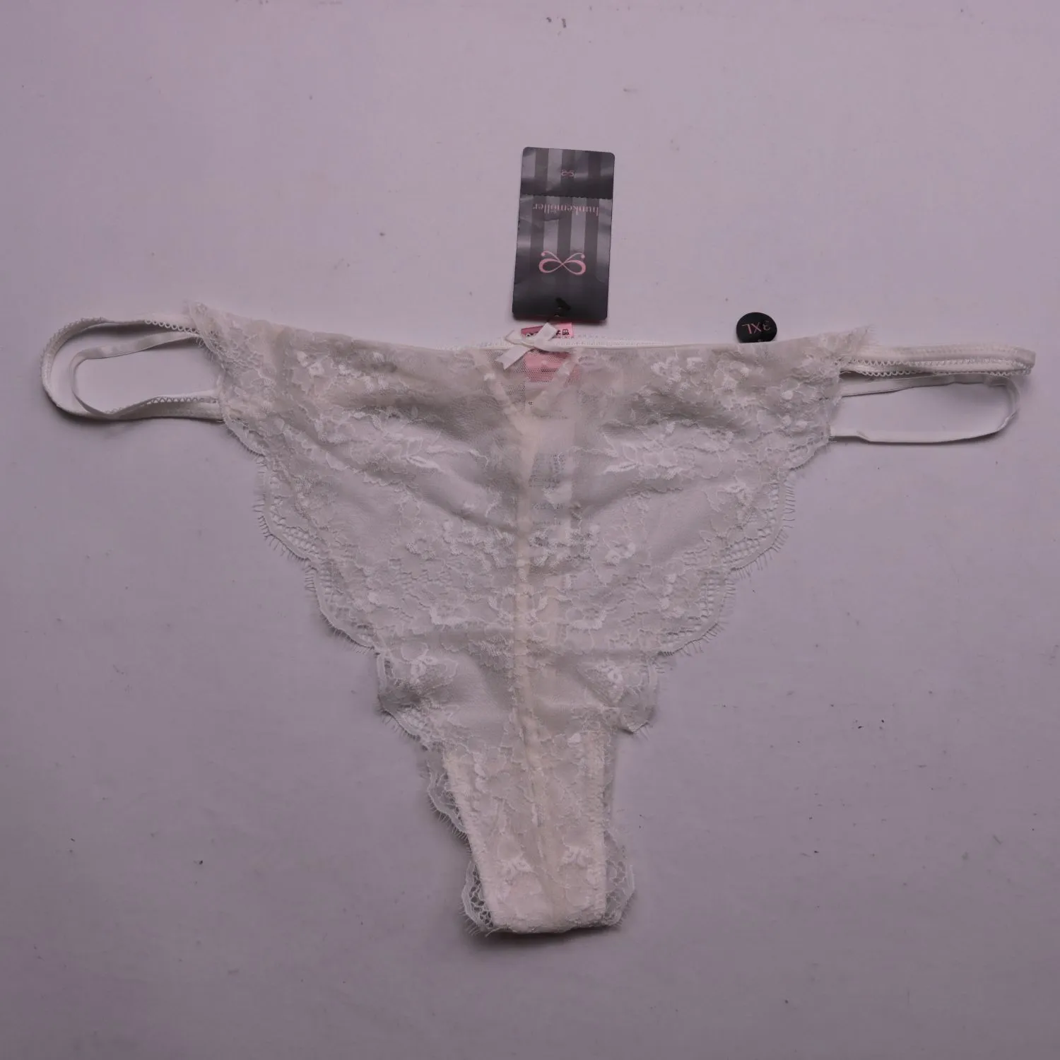 Белые трусы Hunkemöller из цветочного кружева, размер 56 (3XL)