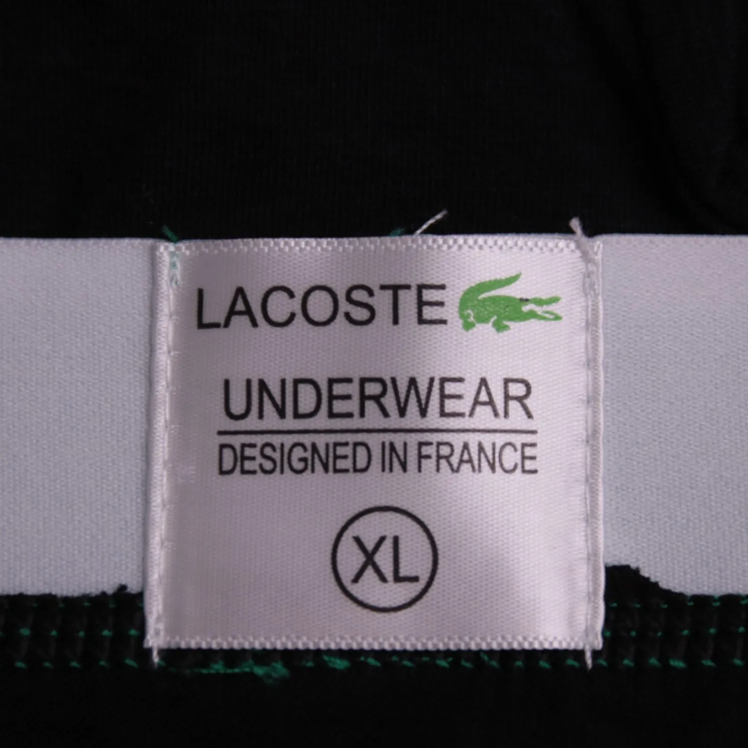 Чёрные трусы-боксеры Lacoste с зелёной резинкой, размер 54 (XL)