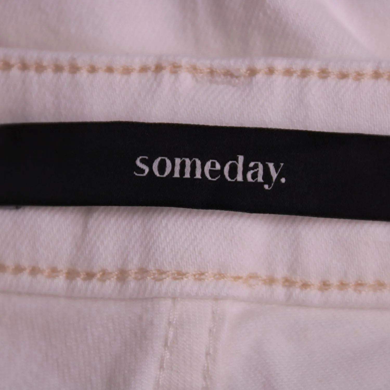 Белые брюки someday. прямого кроя, размер 44 (S/M)