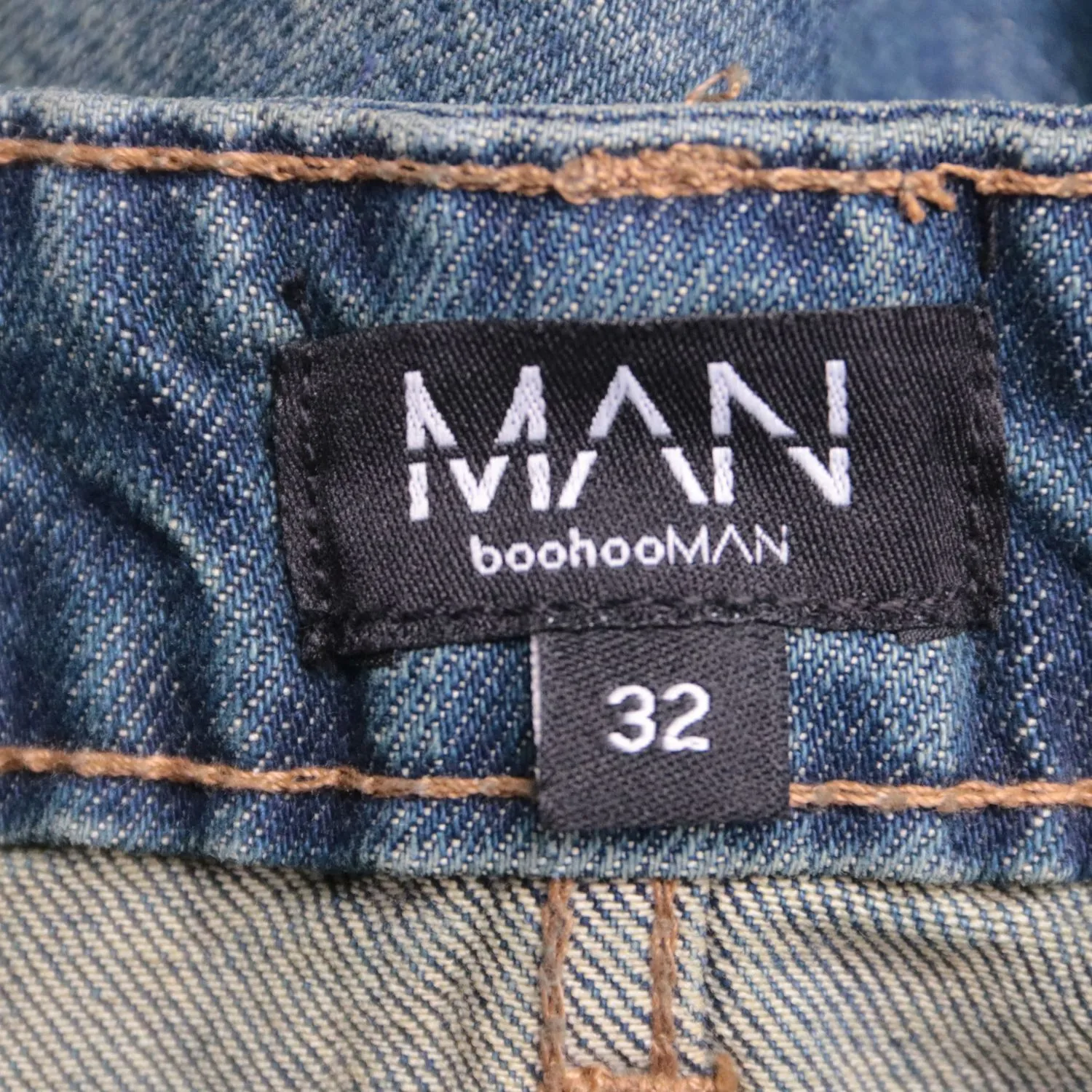 джинсы boohooMAN