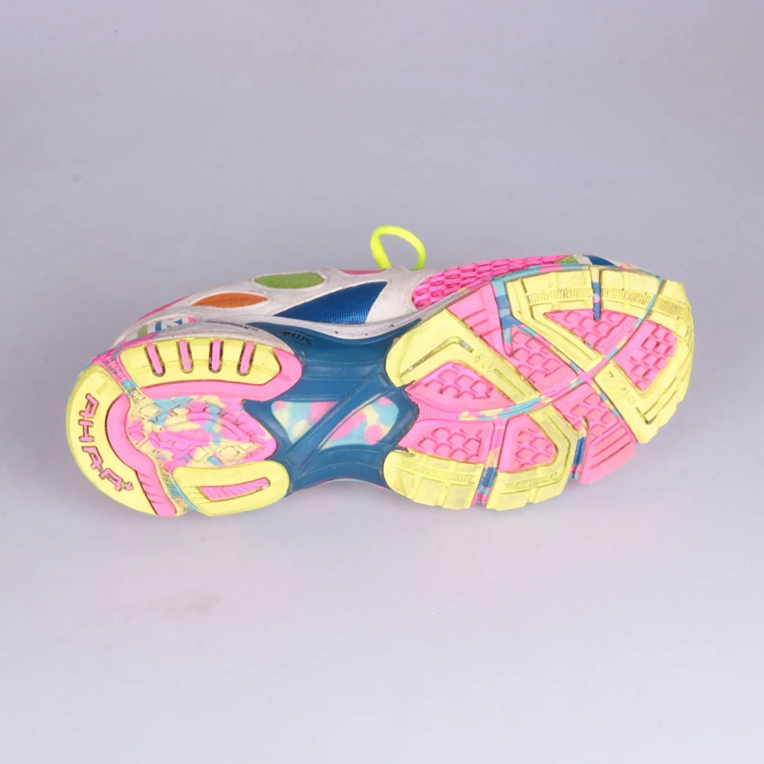 кроссовки ASICS