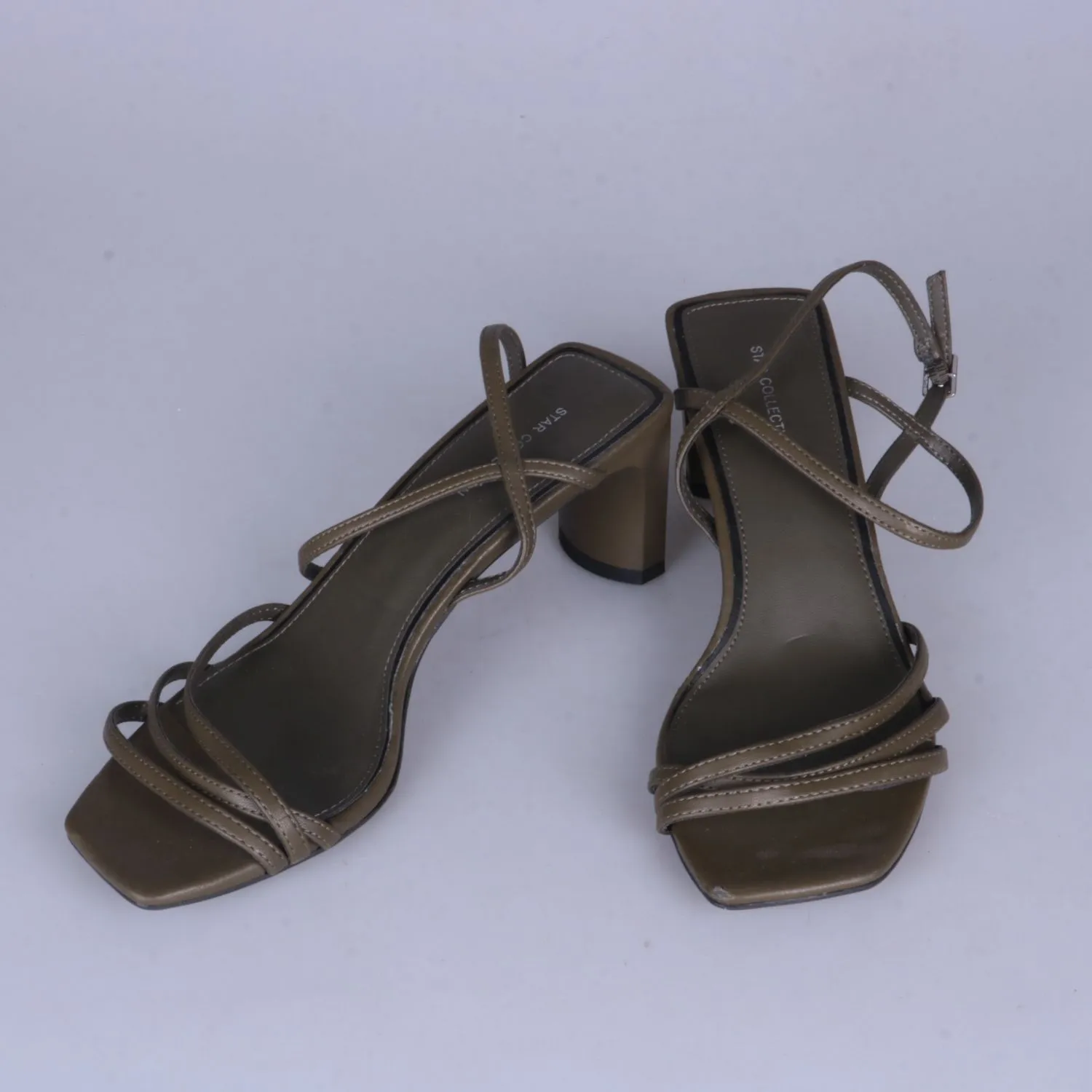 босоножки Studio Pollini