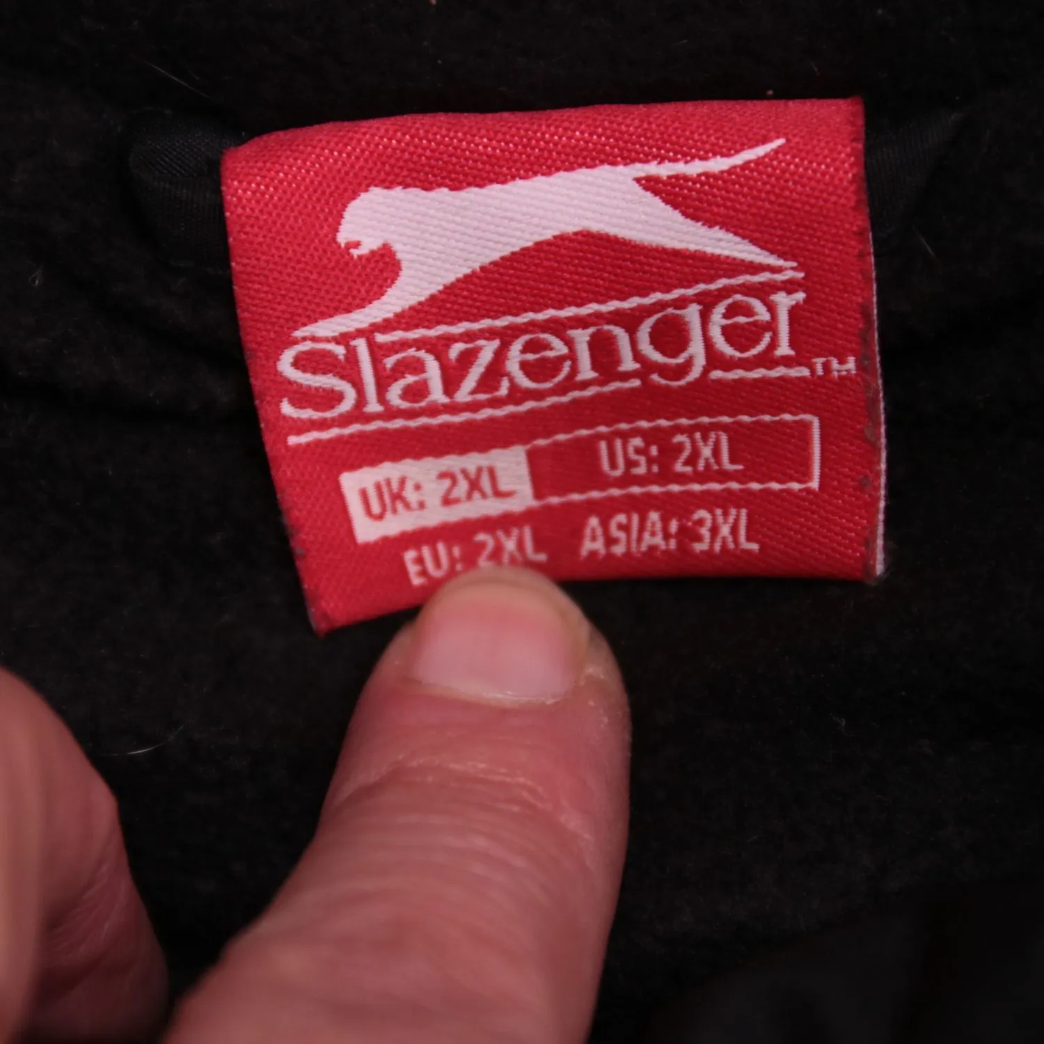 Чёрный жилет Slazenger на молнии, размер 56 (XXL)