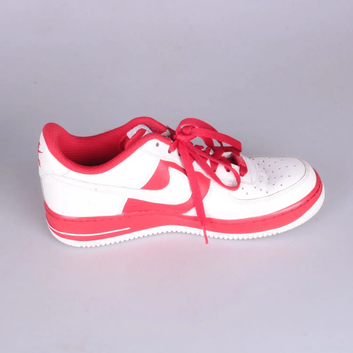 кроссовки Nike