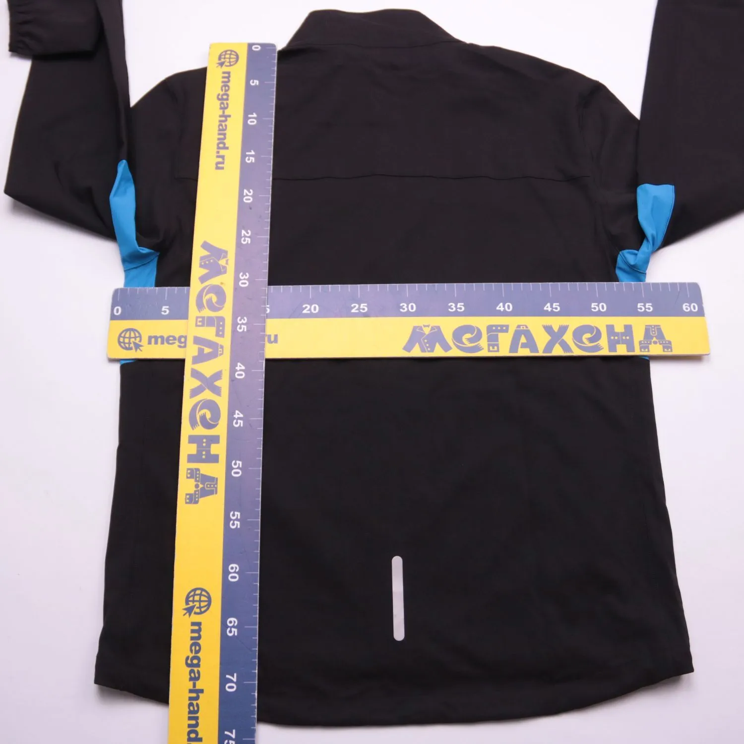 ветровка TCS