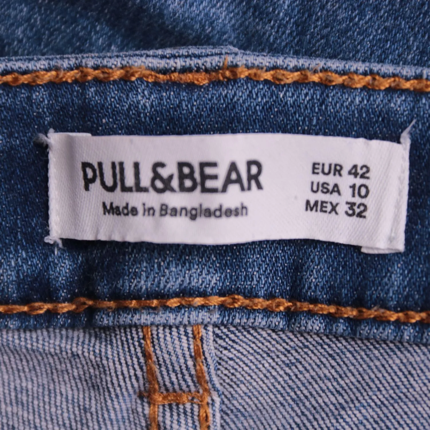 Женские узкие джинсы PULL&BEAR из синего денима, размер 48 (L)