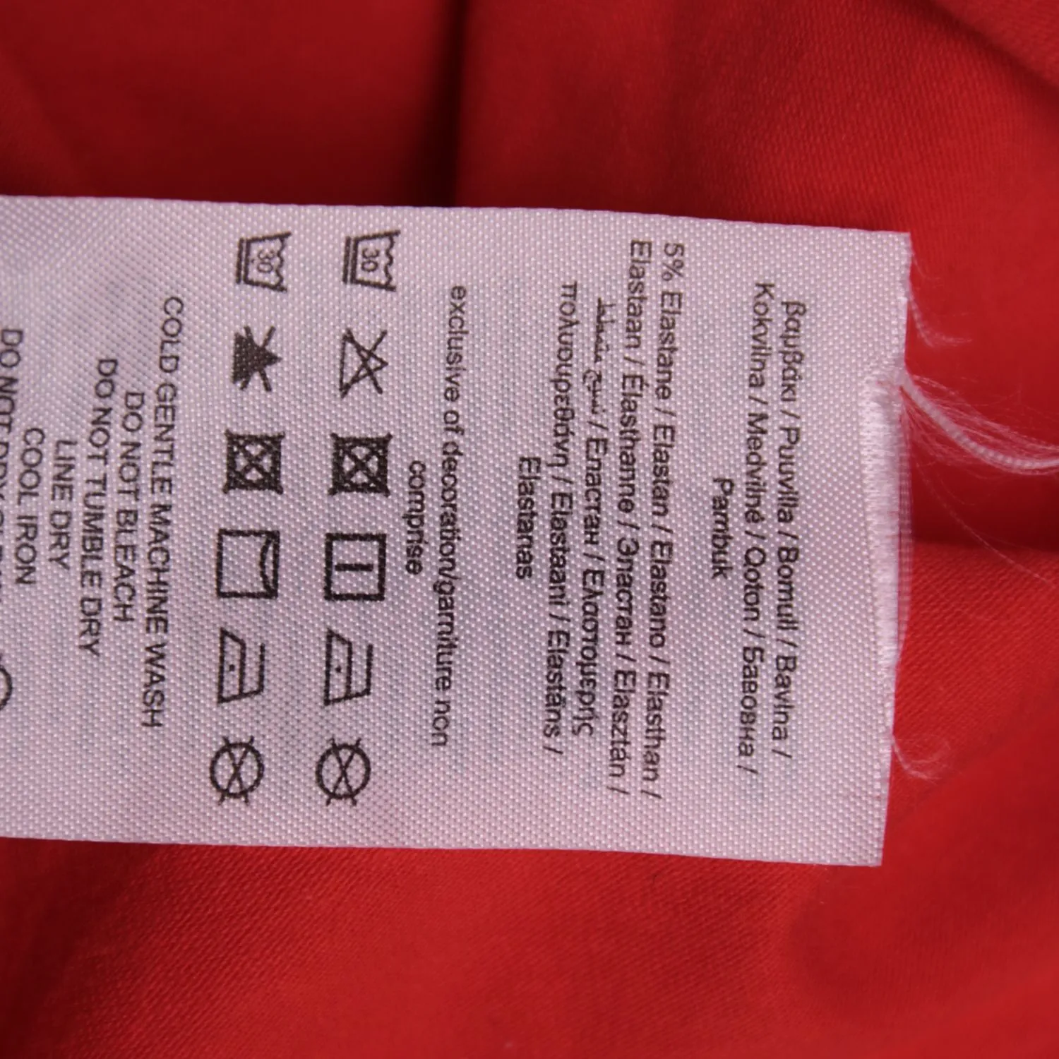 Красная футболка VERO MODA прямого кроя, размер 42 (S)
