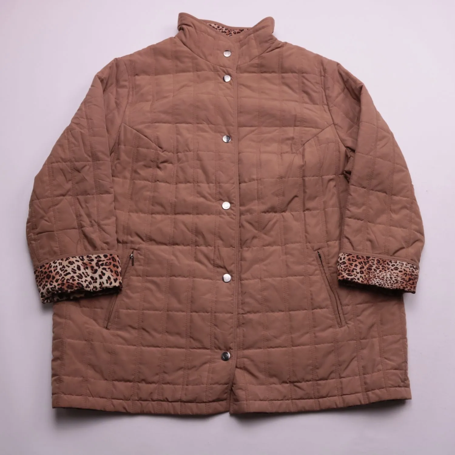 Коричневая двусторонняя куртка с леопардовым принтом, размер 50 (L/XL)