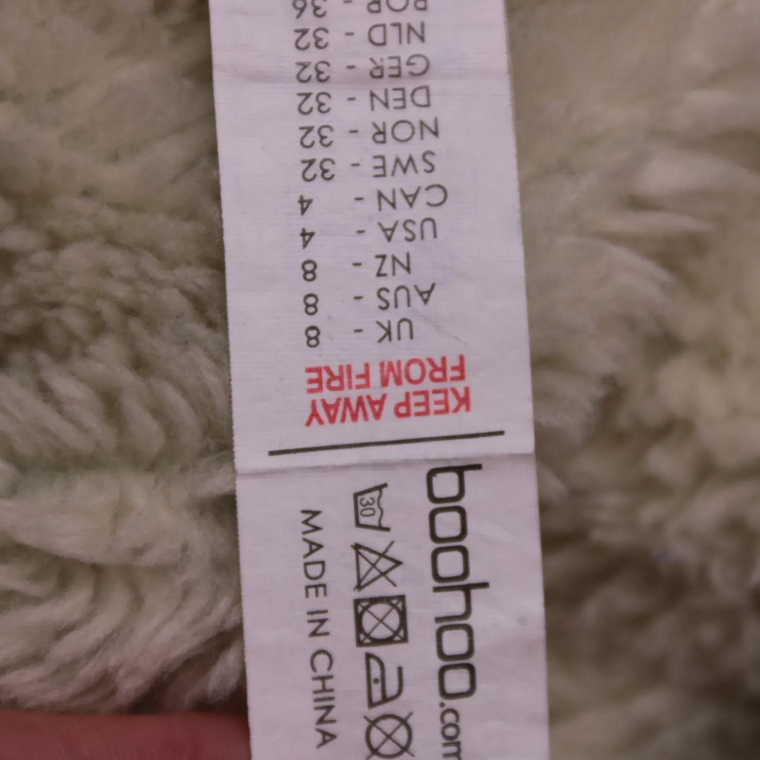 Синяя джинсовая куртка boohoo с меховой подкладкой, размер 40 (XS)