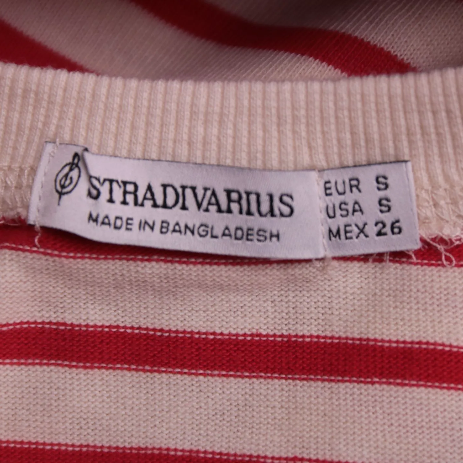 Женский лонгслив Stradivarius в красную полоску, размер 42 (S)