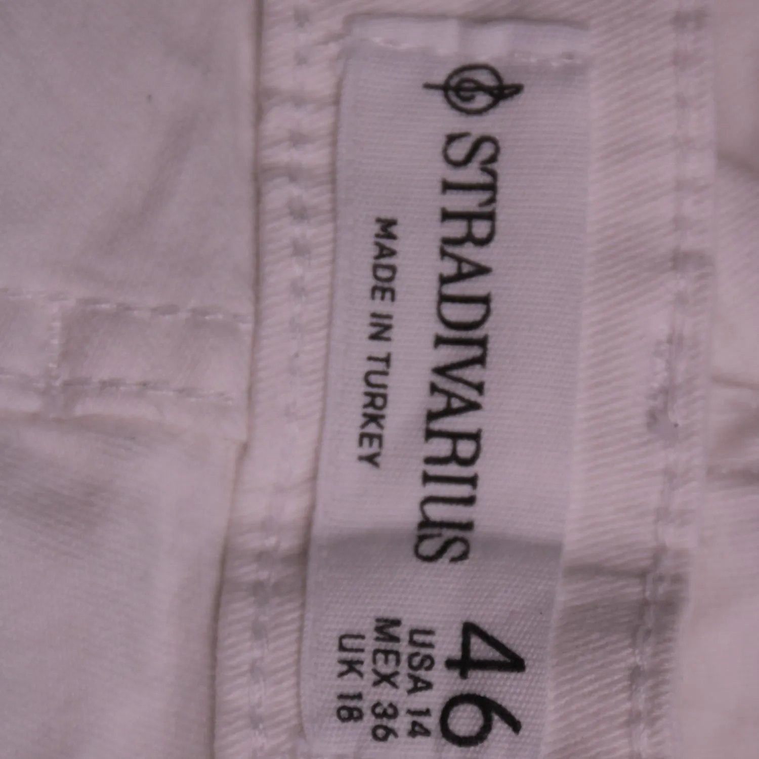 Белые брюки Stradivarius прямого кроя, размер 48 (L)