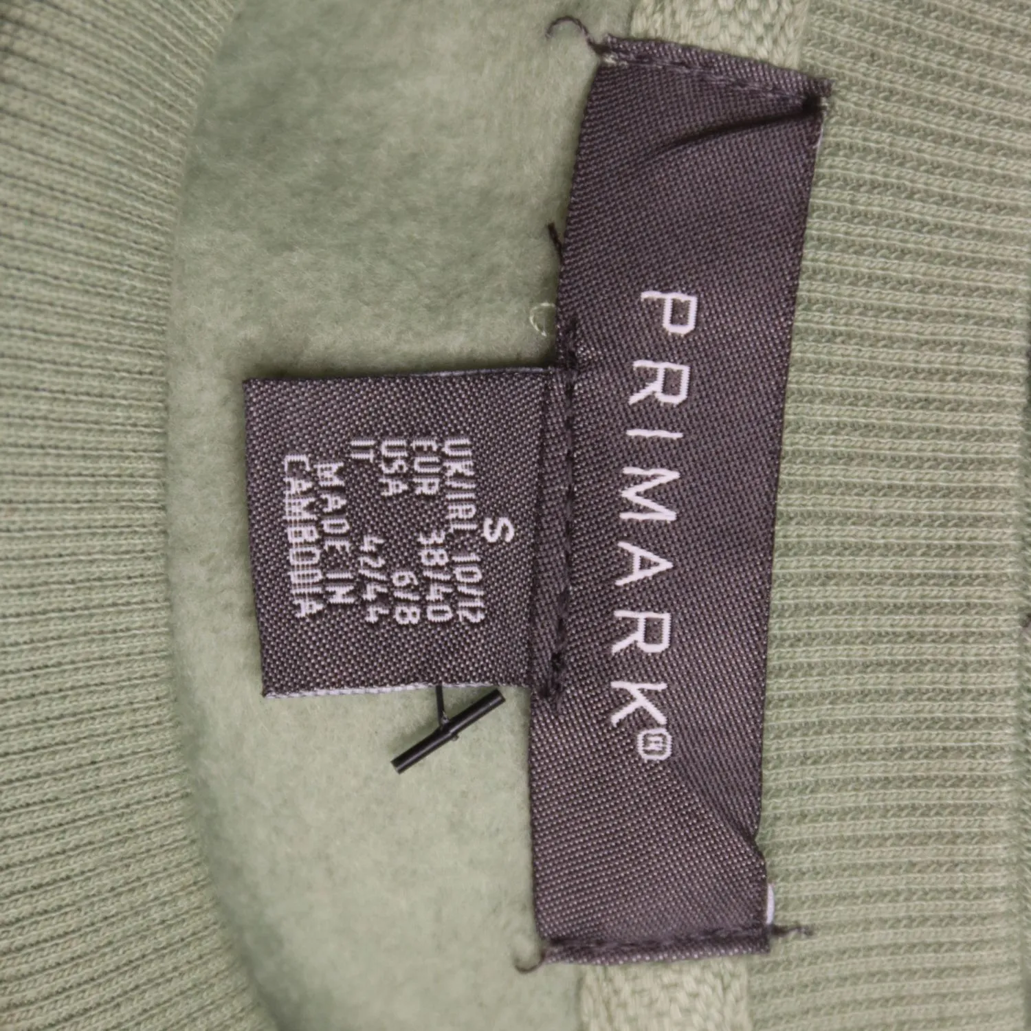 Зелёный свитшот Primark свободного кроя, размер 42 (S)