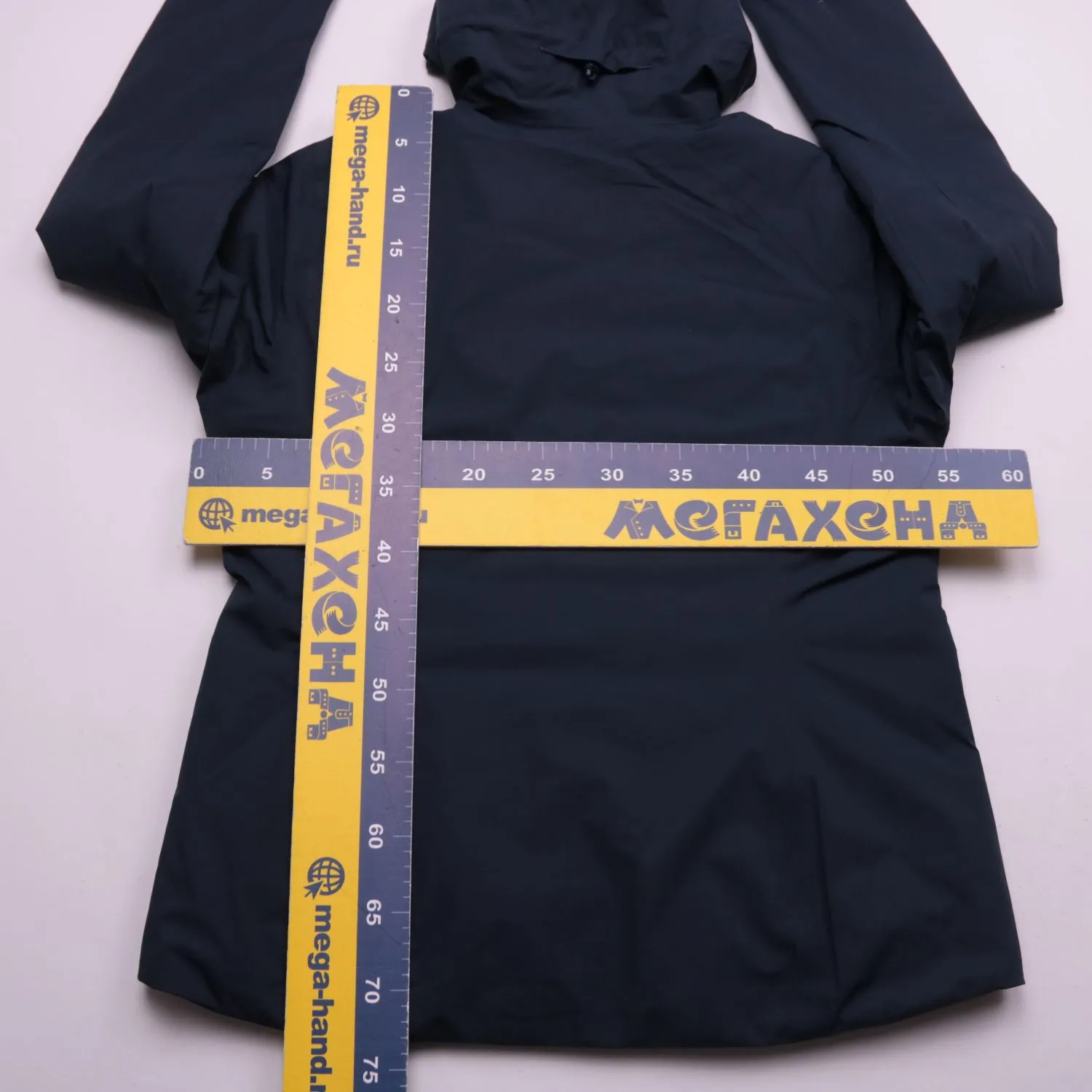 Тёмно-синяя куртка Jack Wolfskin с капюшоном, размер 48 (L)